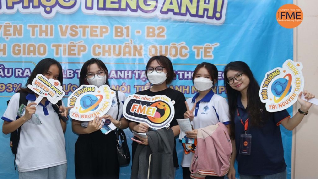 Tiếng Anh cơn ác mộng hay cơn lốc cơ hội